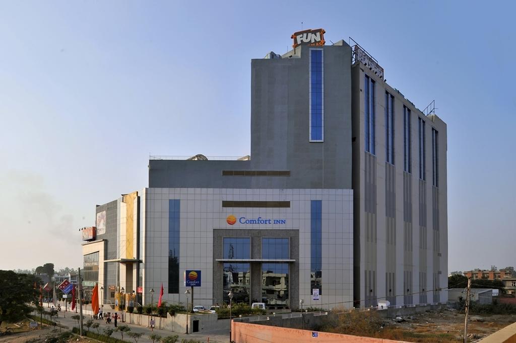 Comfort Inn Tulip Heights Bathinda Zewnętrze zdjęcie